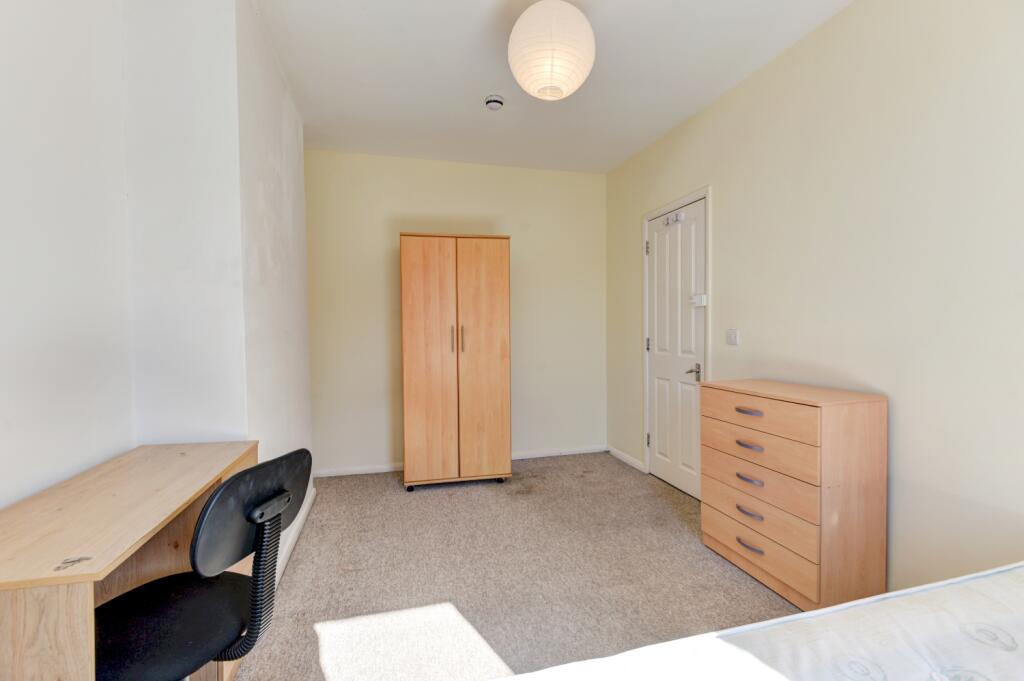 183 Elm Grove Bedroom 8 (2)