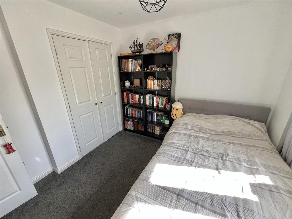 Bedroom 2 Aspect 2