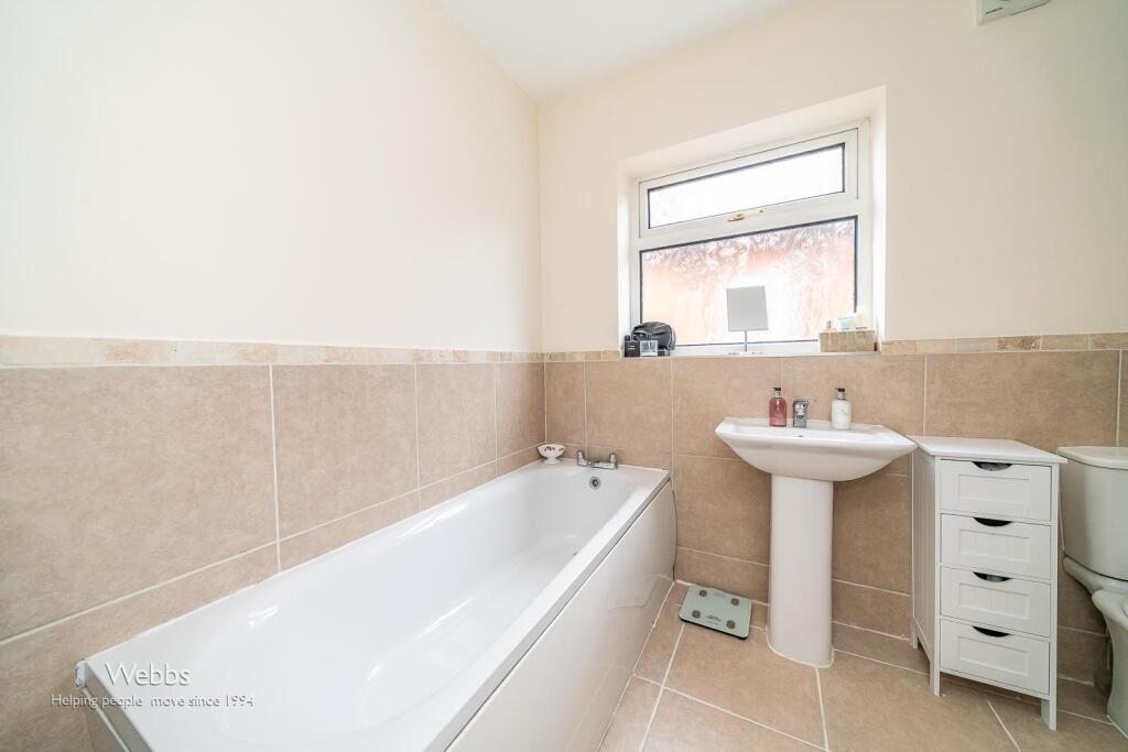 © Webbs Estate Agents © (21 of 43).jpg