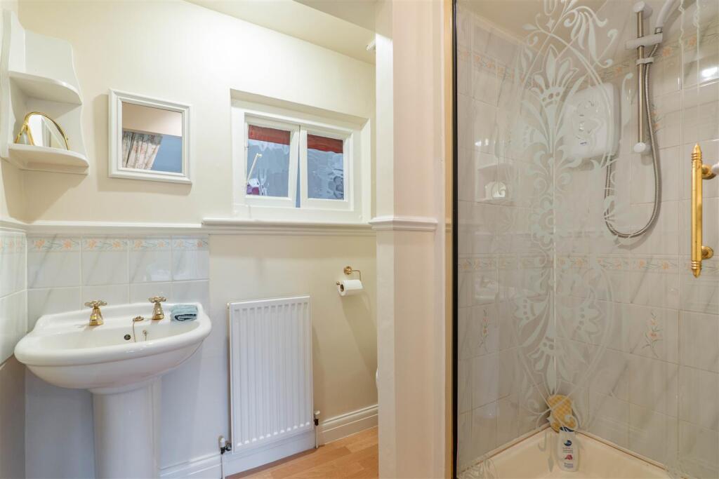 Master Bedroom Ensuite