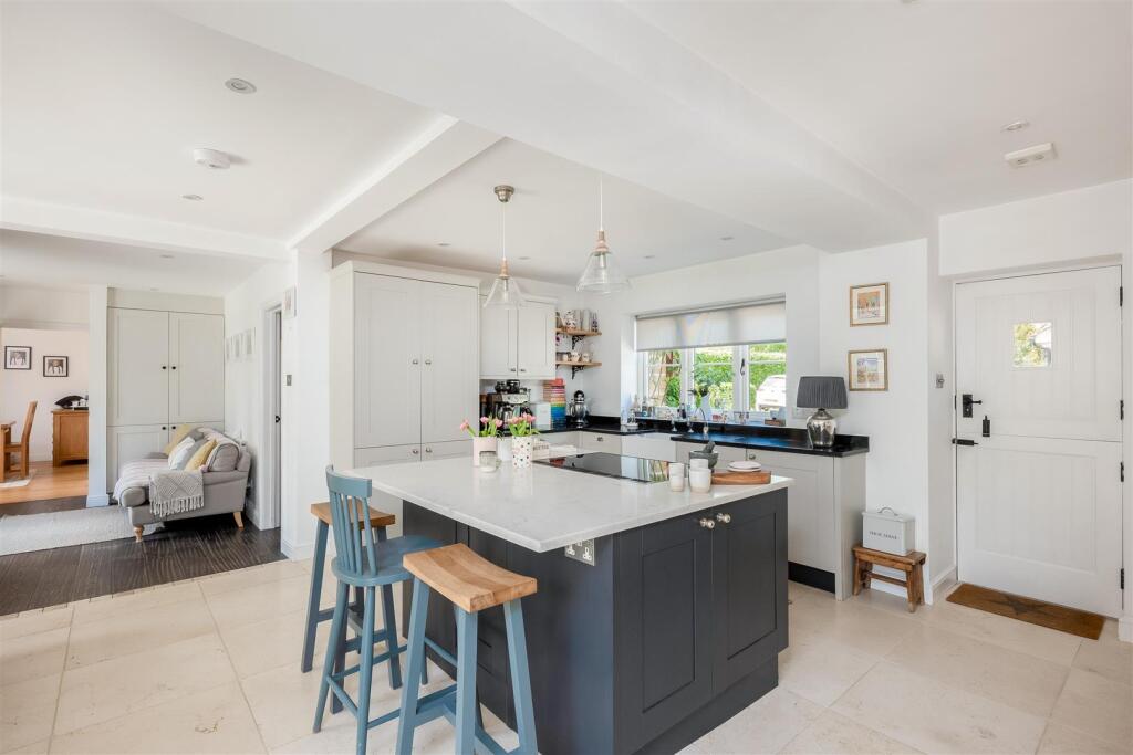 Apple Cottage-1621-3.jpg