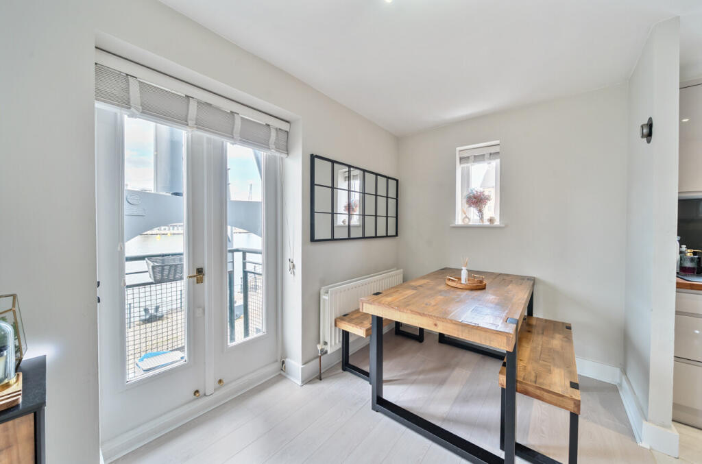 1306364-10-684855...