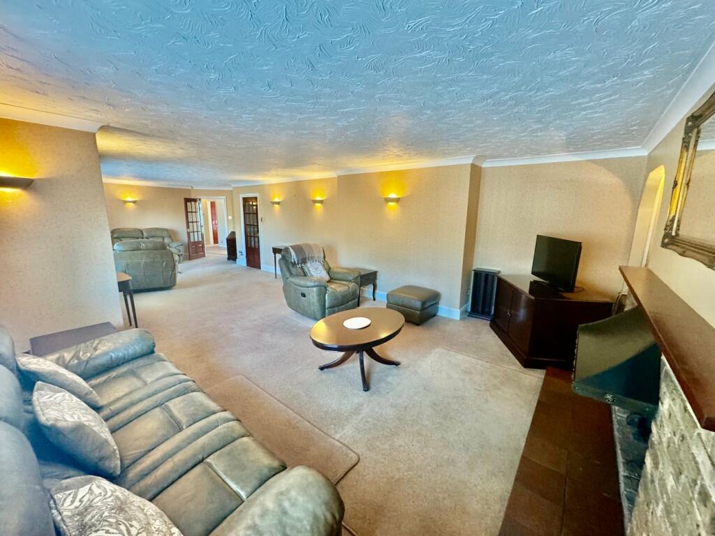 Main Lounge