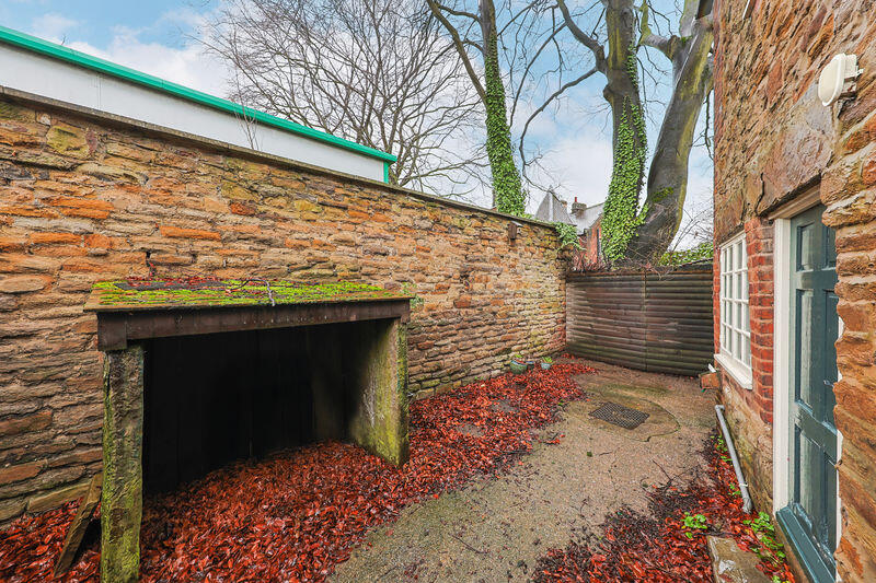 Chatsworth Road, Chesterfield