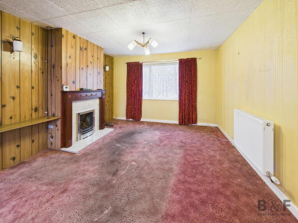 Holly Hill Road, Kingswood