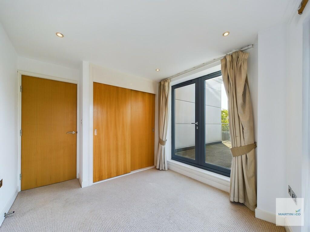 CAM03394G0-PR0176...