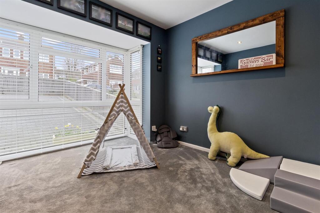 Greenoaks 30-001.JPG