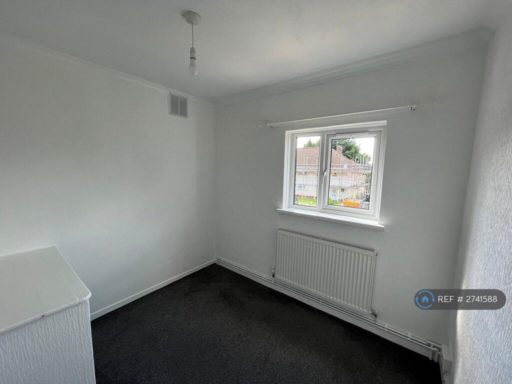 Small Bedroom 1