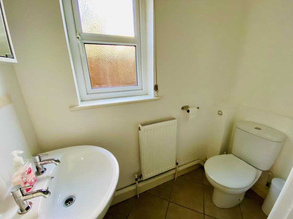 downstairs loo meadowbrook 