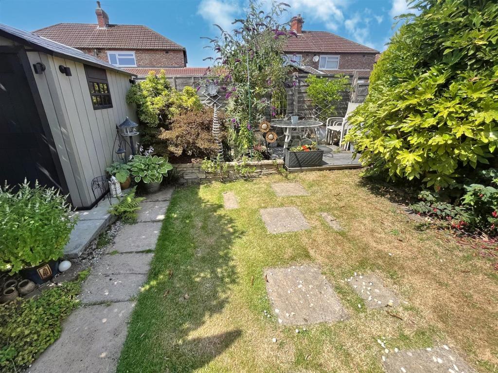 Gardens 2.jpg