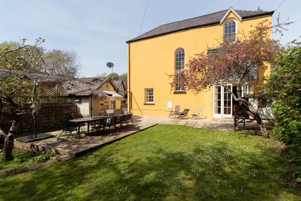 Bell Tree House Tenby  -35.jpg