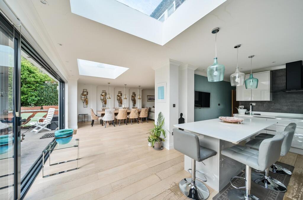 Davidson Frost-Wellings, DFW, Embry Way, Stanmore,