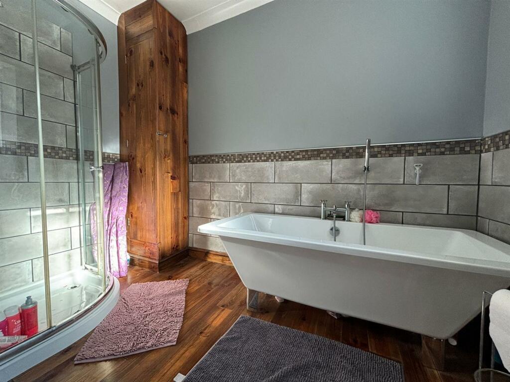 WhatsApp Image 2024-09-16 at 14.14.08_eb1e7c86.jpg