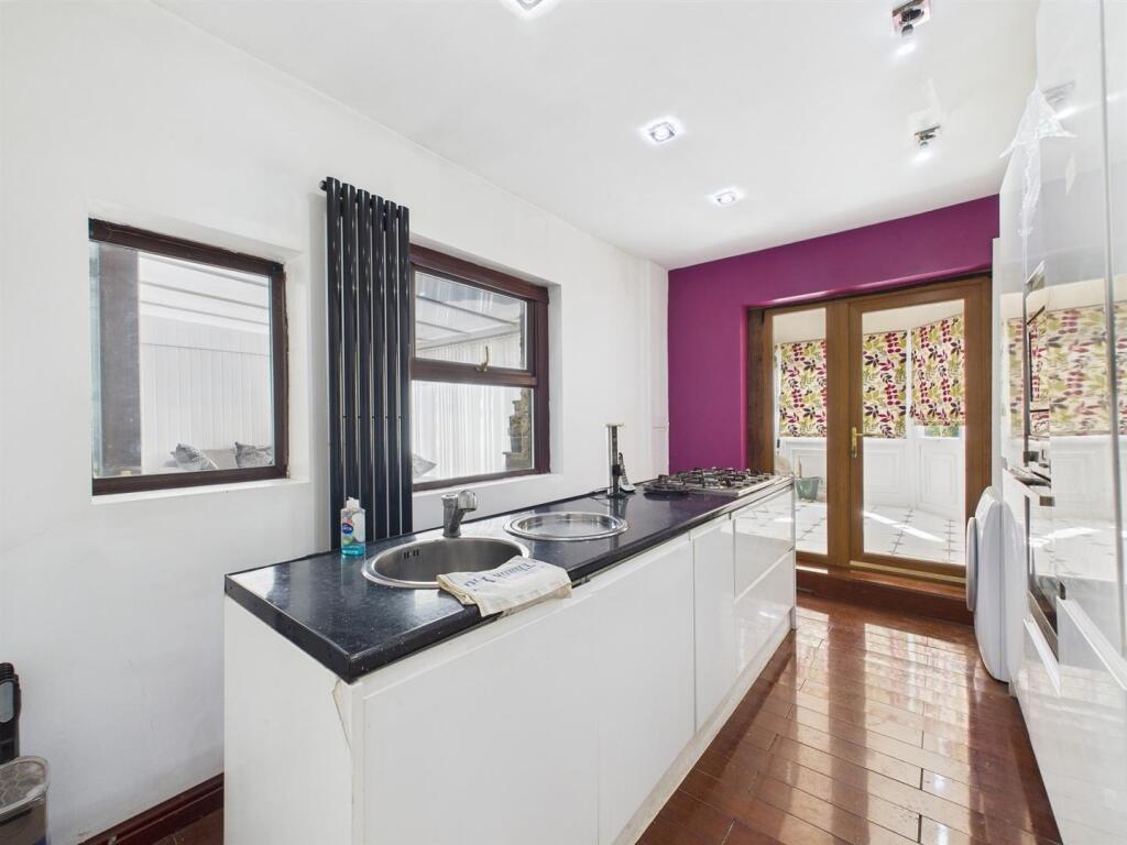 4 - Semi-detached house for Auction, Bishopsworth.