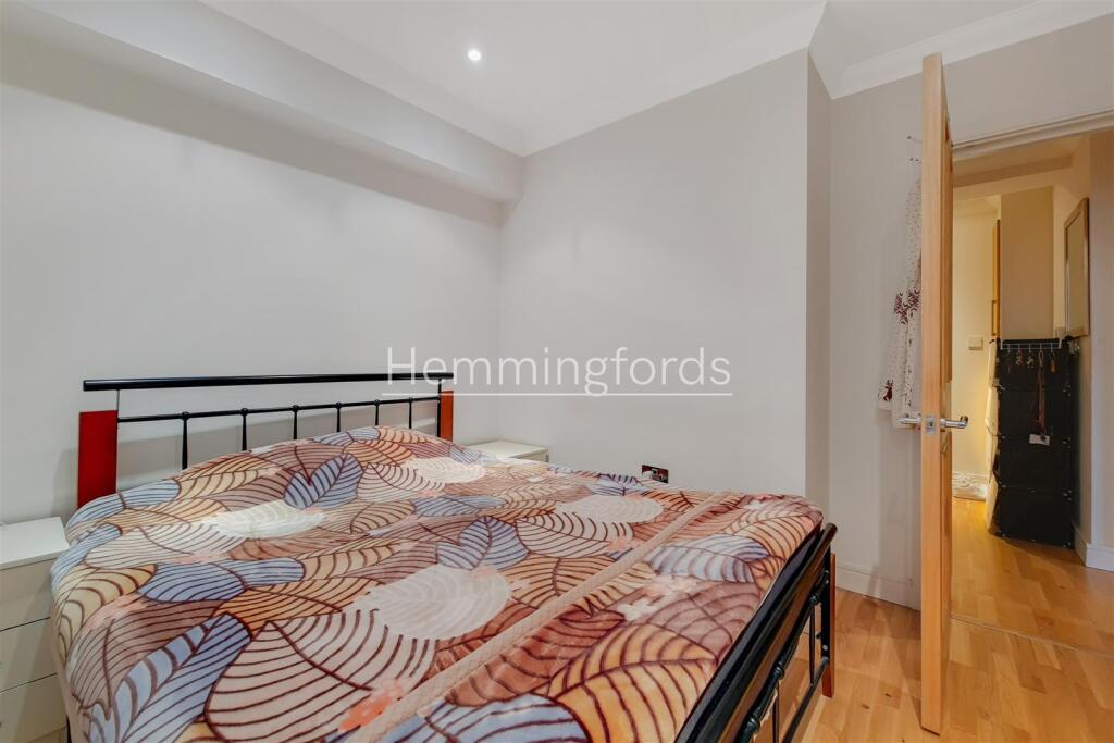 4_Bedroom 2-1.jpg