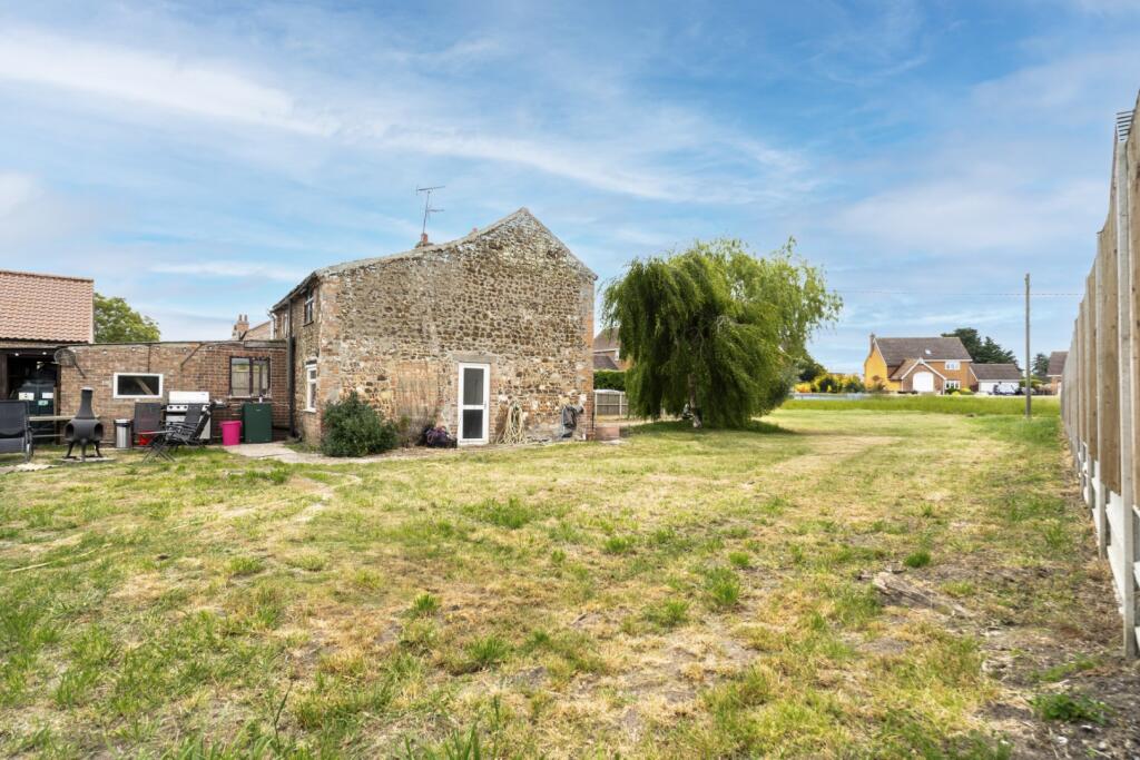 Church Farm Cottage-10 T202505231135.jpg