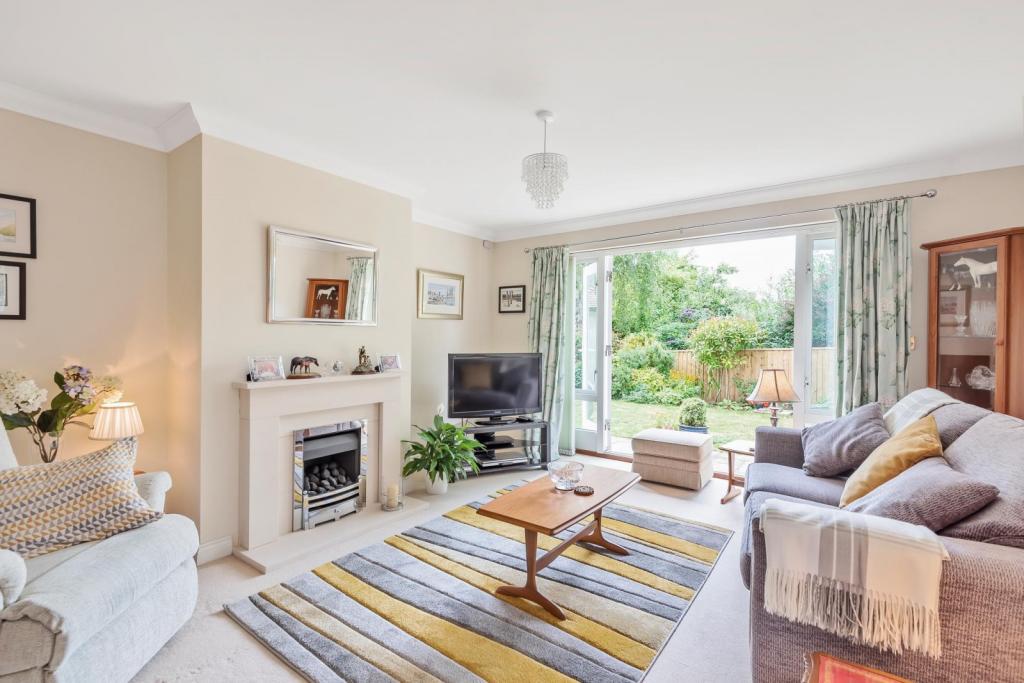 3- Sitting Room