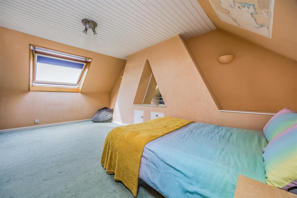 97 Woodfield Avenue, Drayton-Small-PorticoMarketin