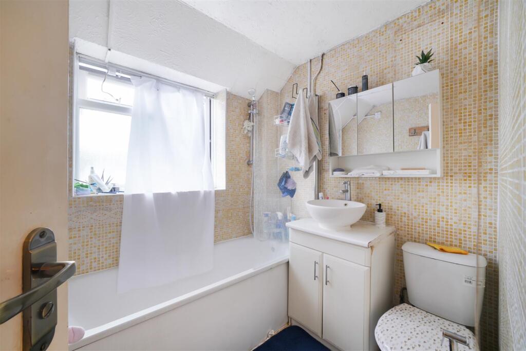 10 Foxlees, Elms Lane - 6bC8n7wSq33jqC9u1njf.jpg
