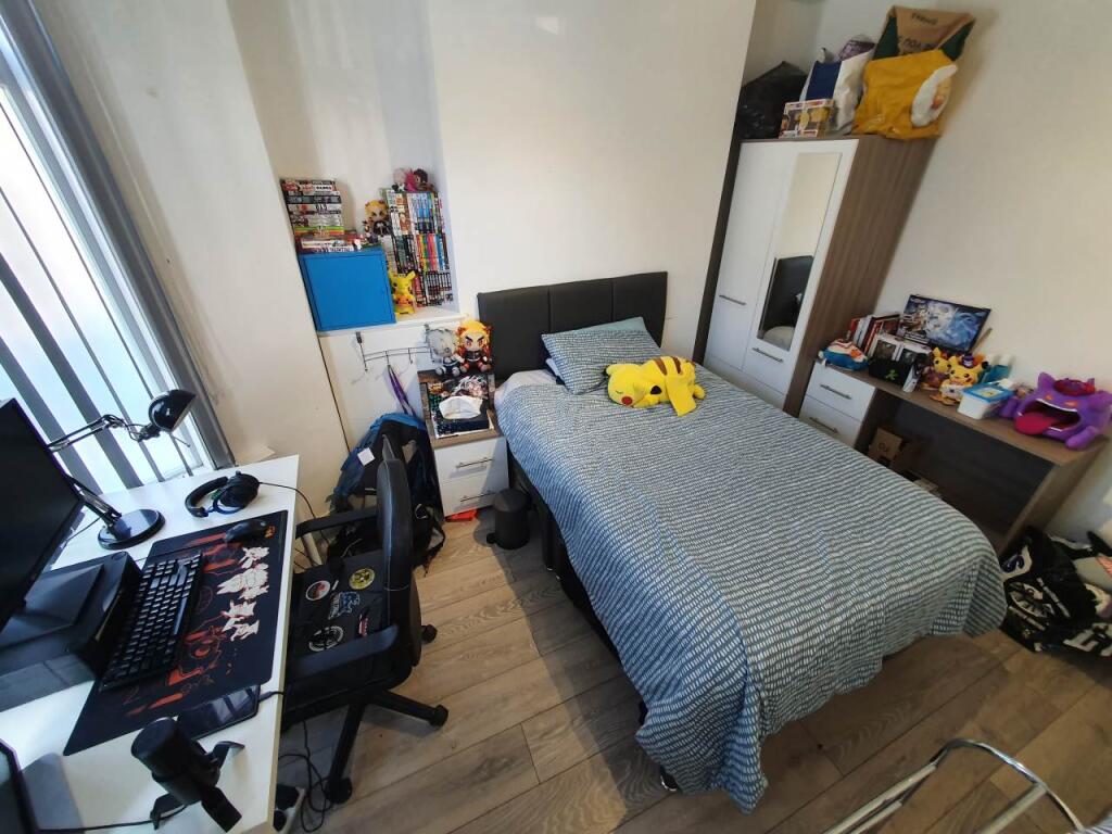 Ground floor front b