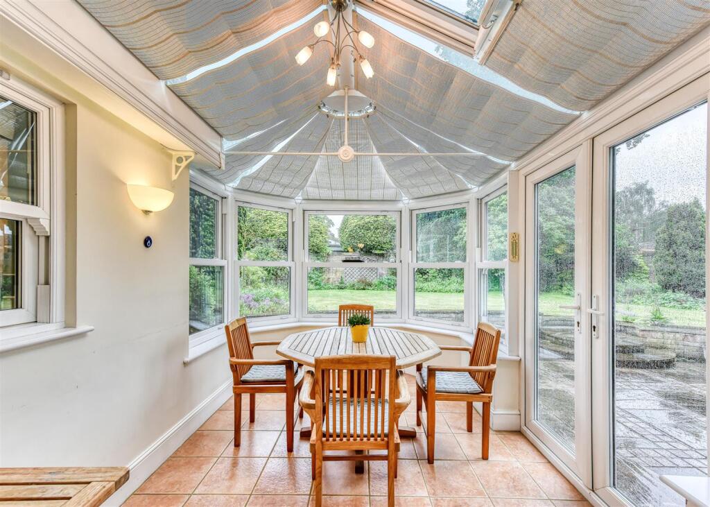 20 Cross Road-conservatory.jpg