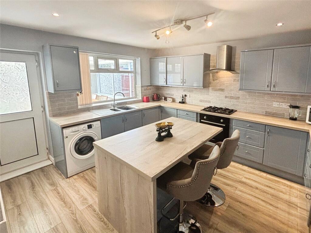Modern Kitchen
