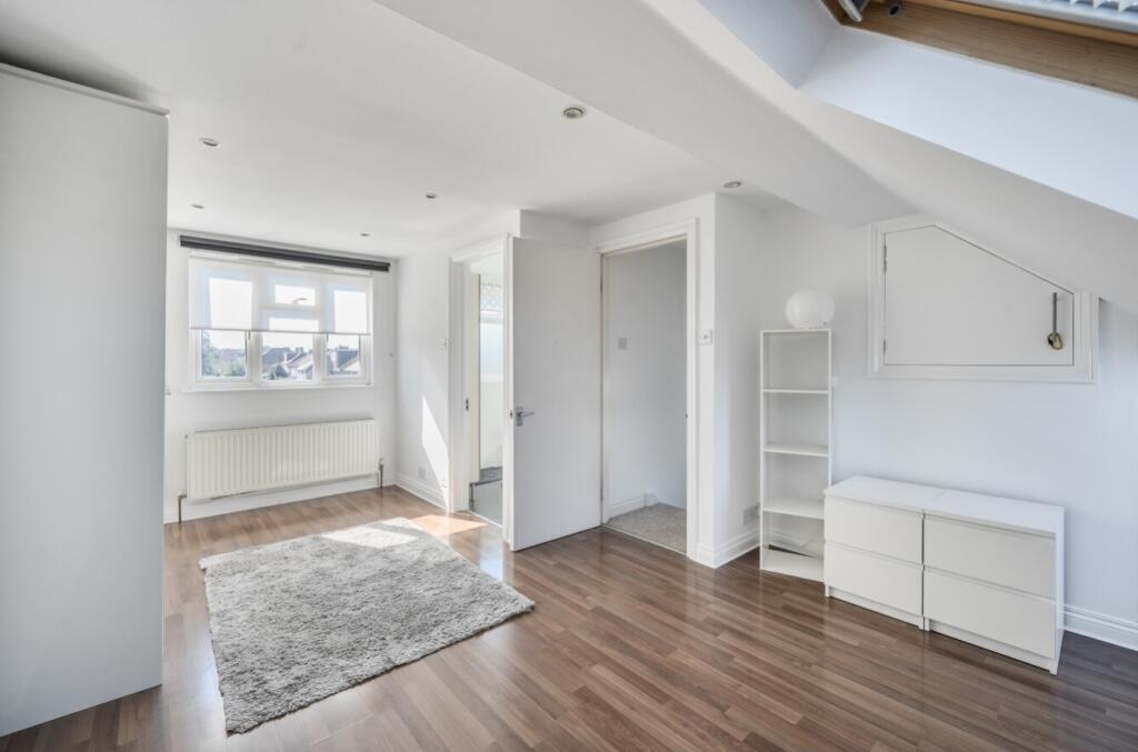 1347584-19-68d1630d4fb61