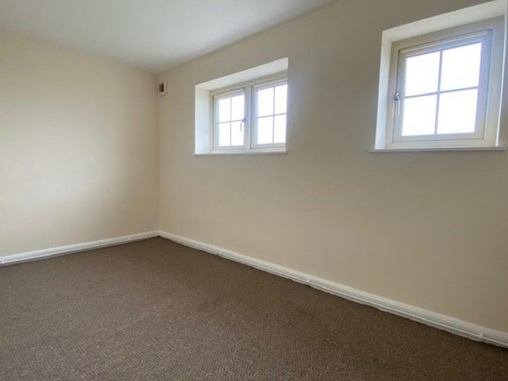 Dining Room / Stu...