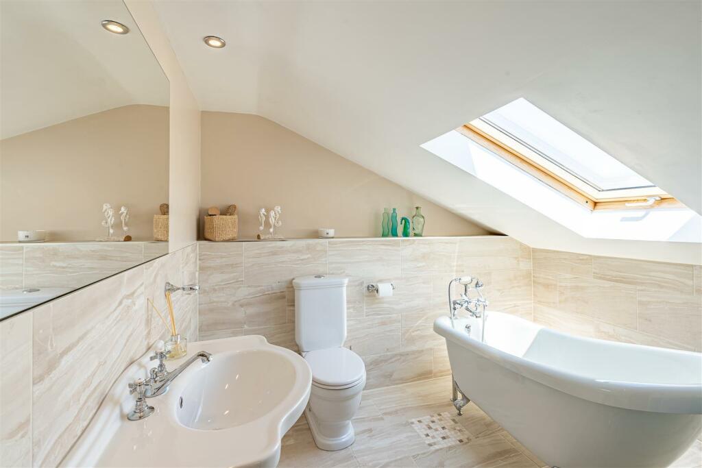 Bathroom Example Loweswater.jpg