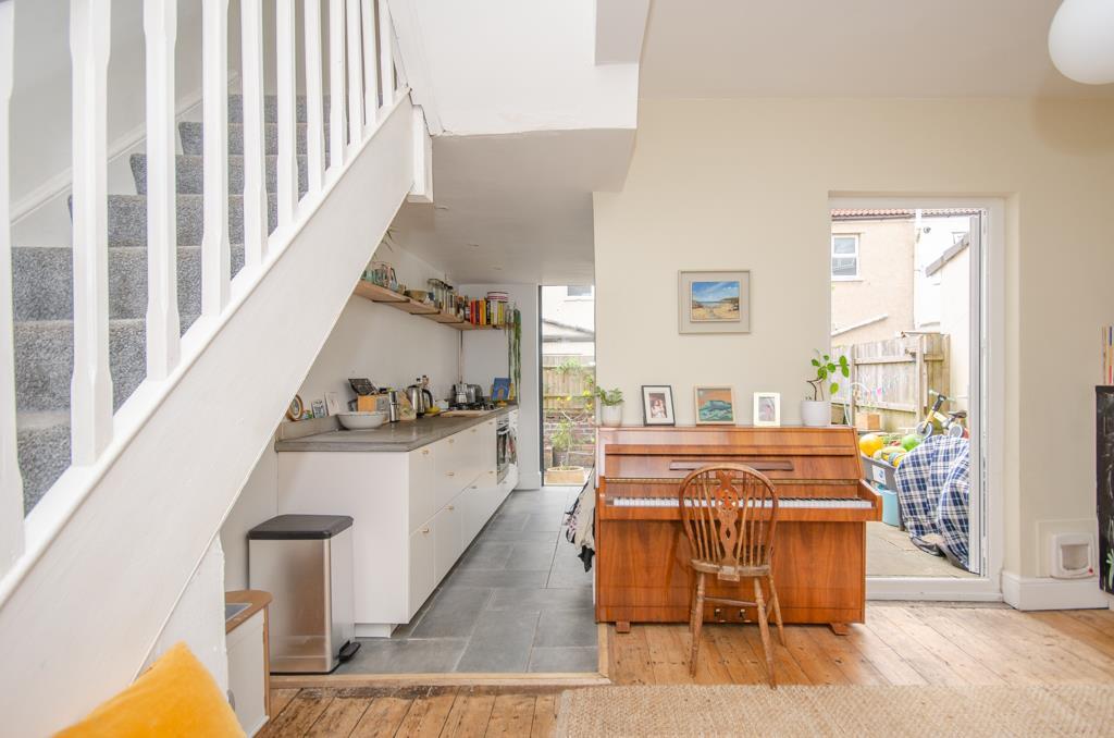 Victoria Parade-13.jpg