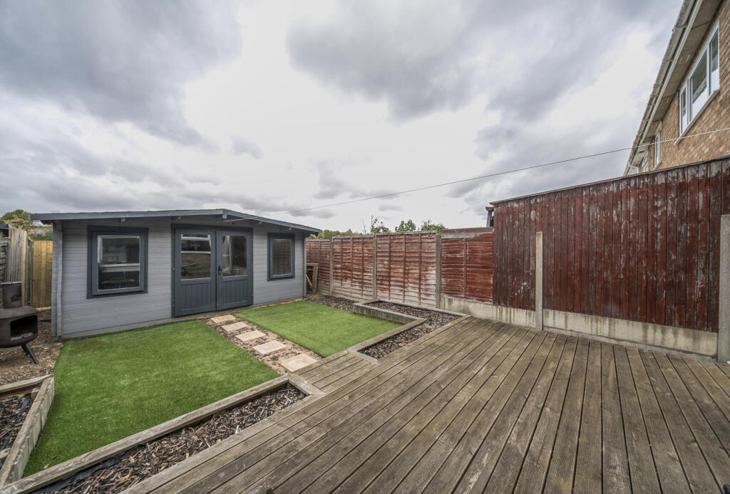 1347978-5-68b5606...