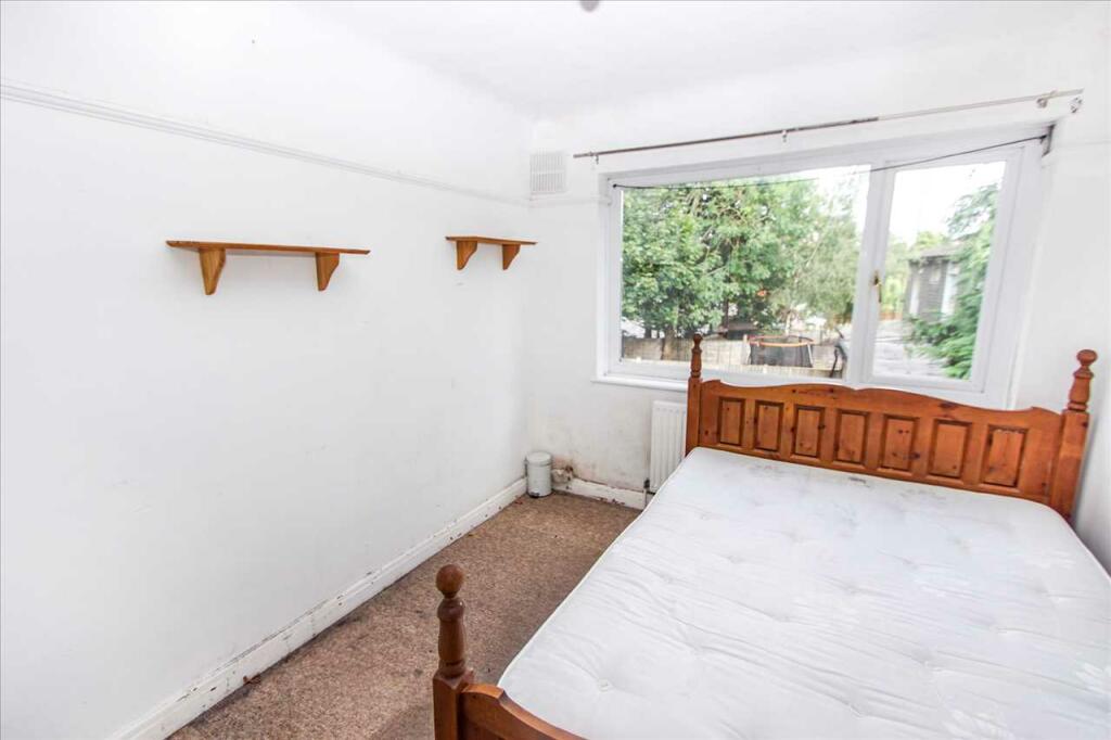 Bedroom2