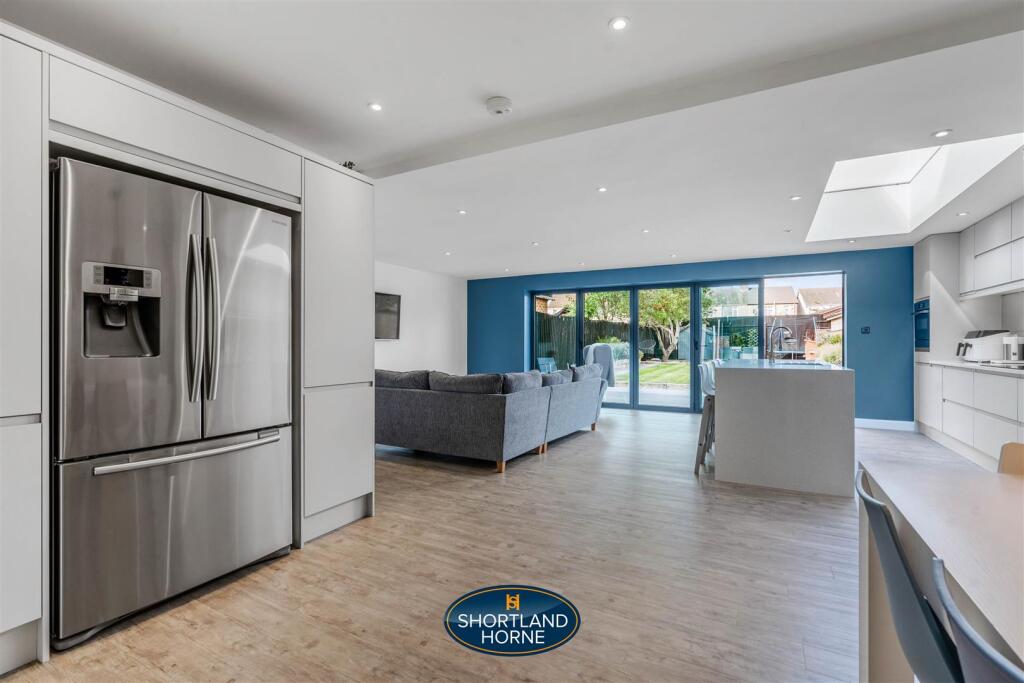 kitchen/family room