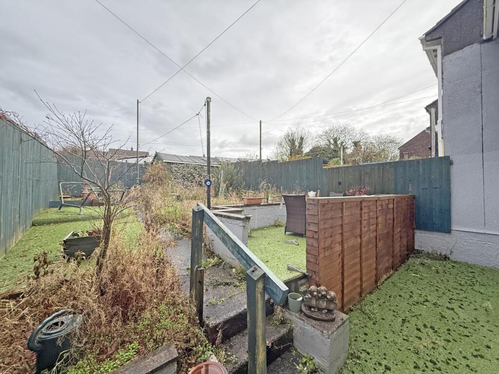 Goodwin Avenue 15 - Garden.jpg