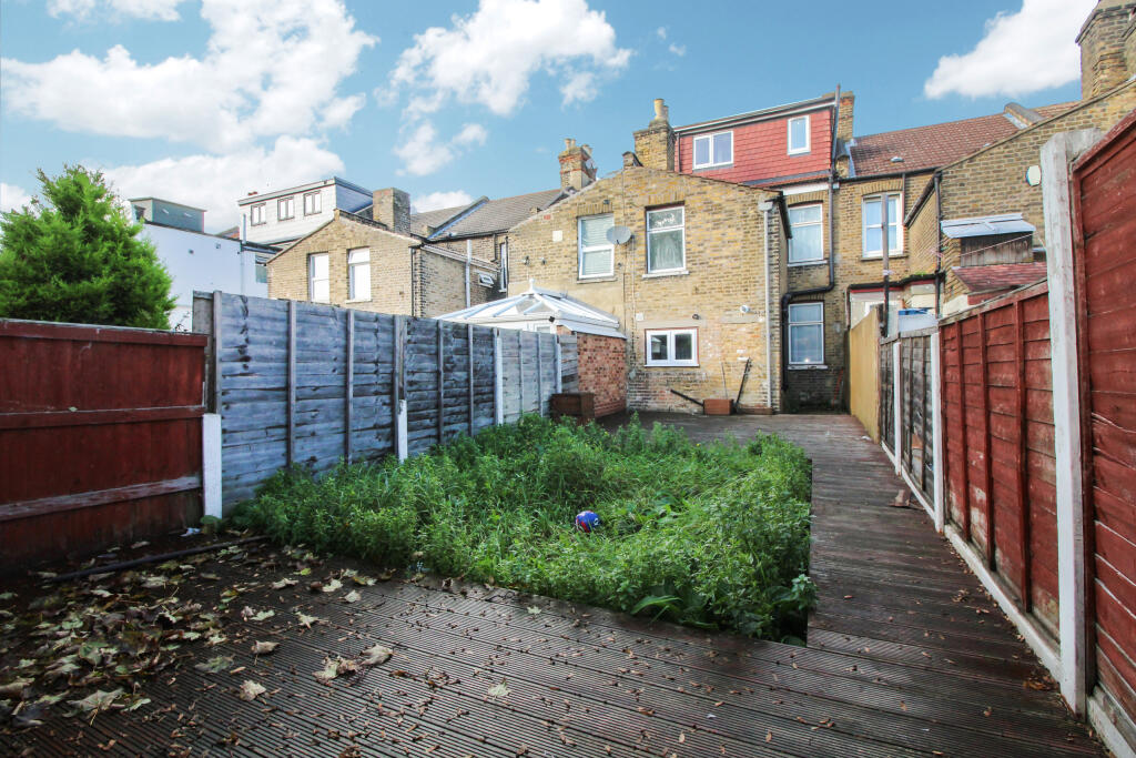 2055654__1634892999-31495-Garden1