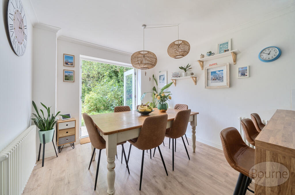 4dea01b7-e7fe-4af...