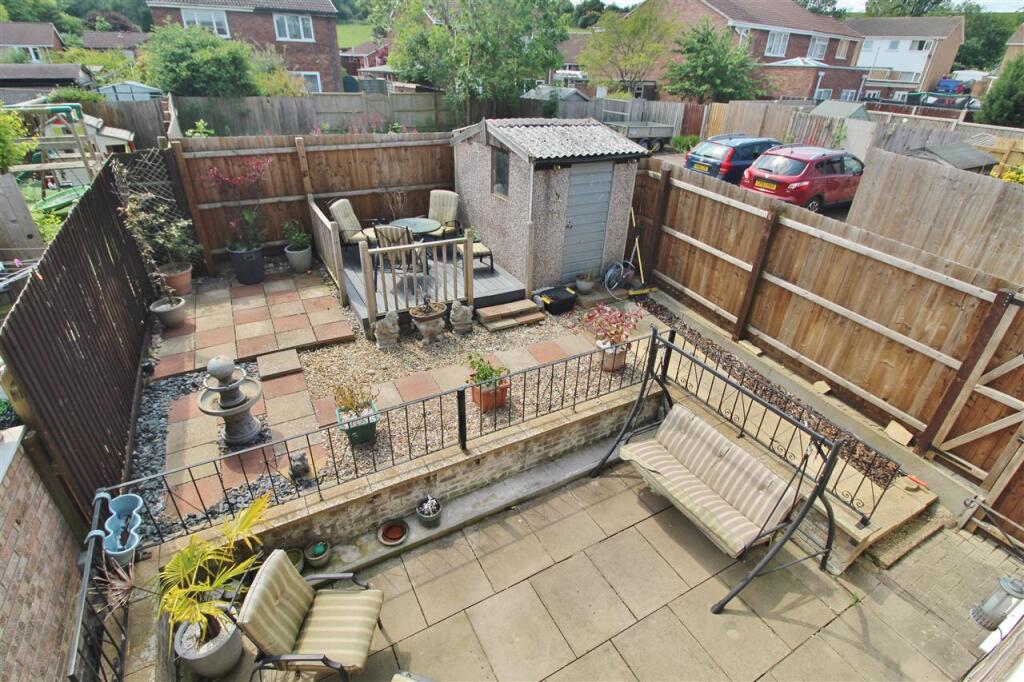 REAR GARDEN -