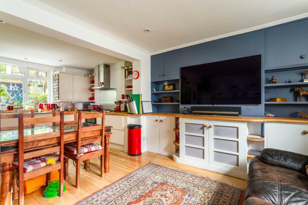 56 Southampton Street-5.jpg
