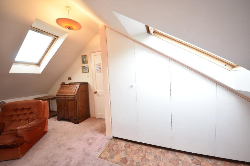 Kitchenette Closed