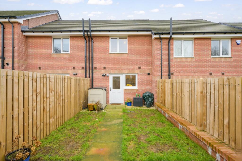 Rear View/ Garden