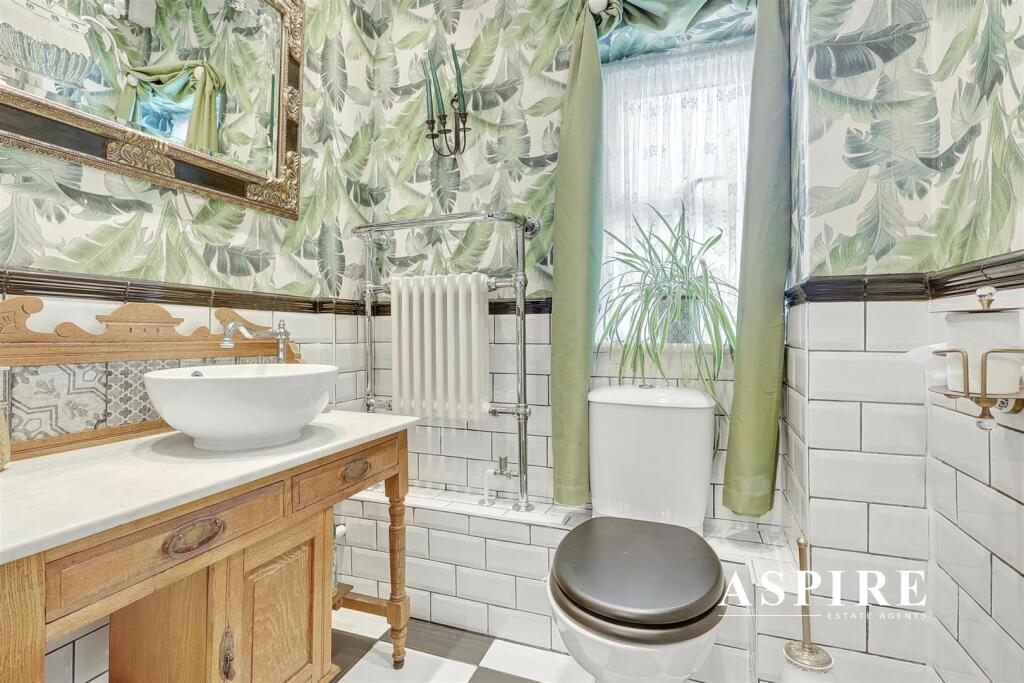 Aspire Estate Agents1.jpg