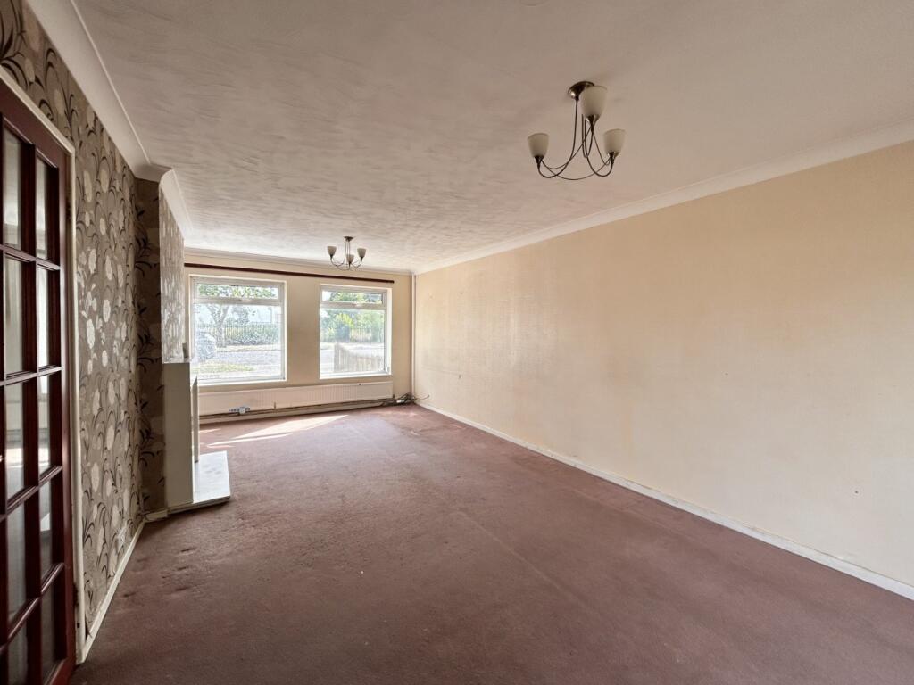 Sitting/Dining Room