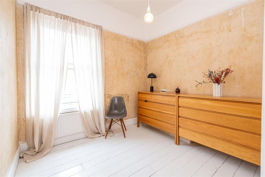 home-105.jpg
