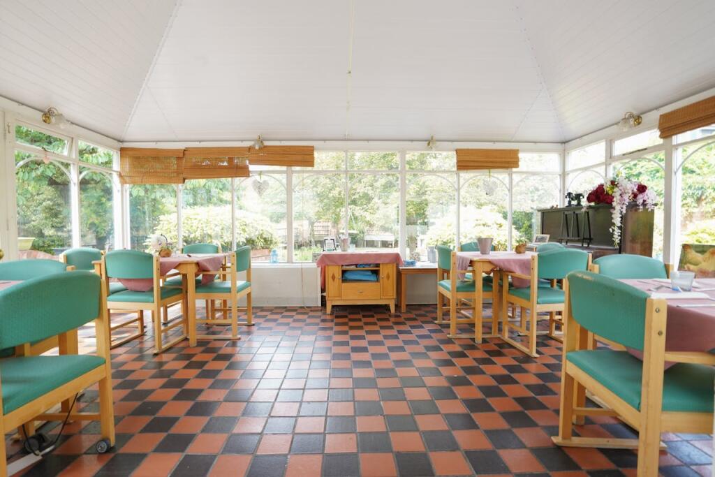 Adelaide House 65.jpg