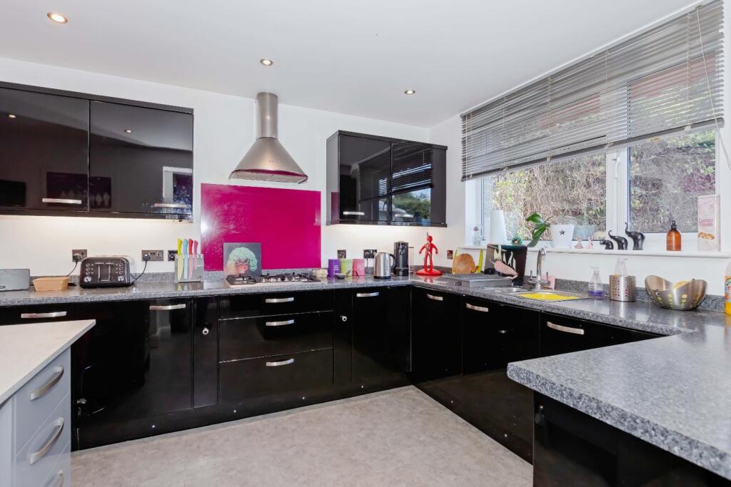 Lancing Close_19.jpg