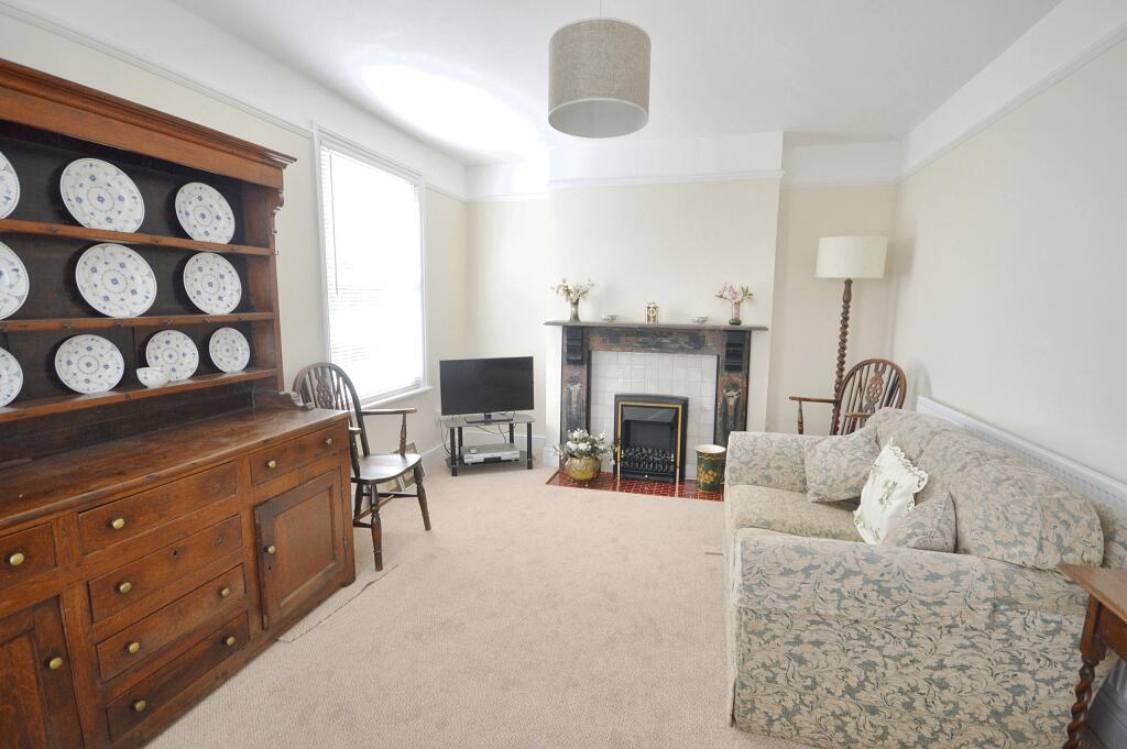 SITTING ROOM