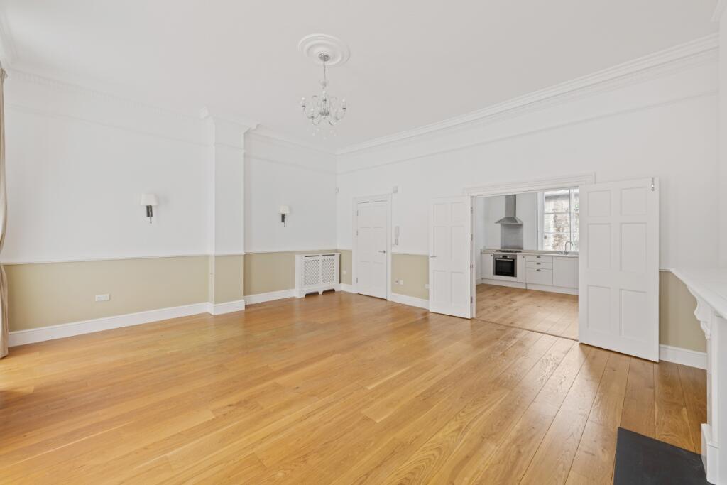 33 Conway Street ...