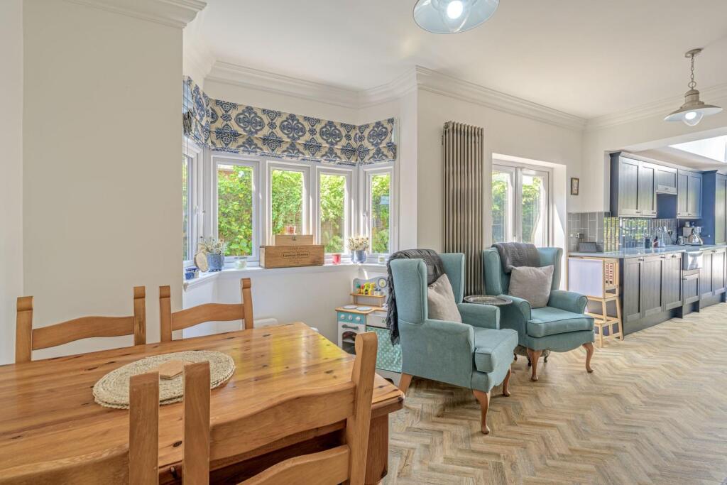 Kitchen Dining Room 1