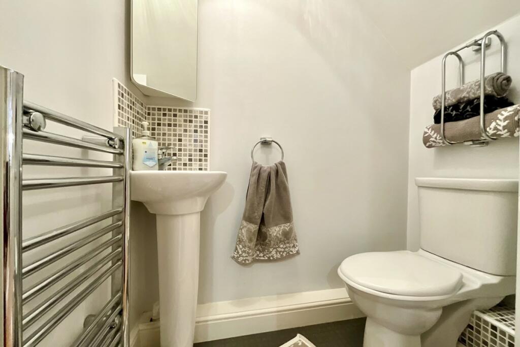 downstairs wc