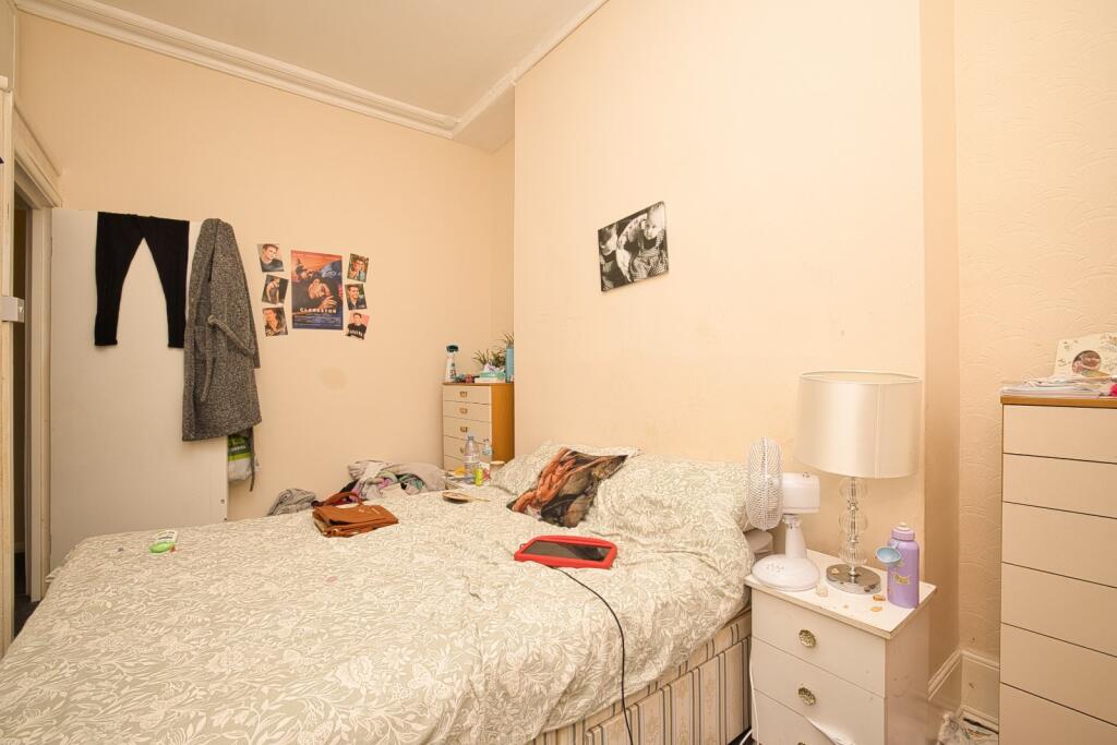 Picture 5